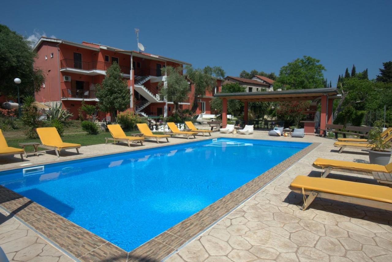 Ilias Apartments Ypsos Exteriér fotografie