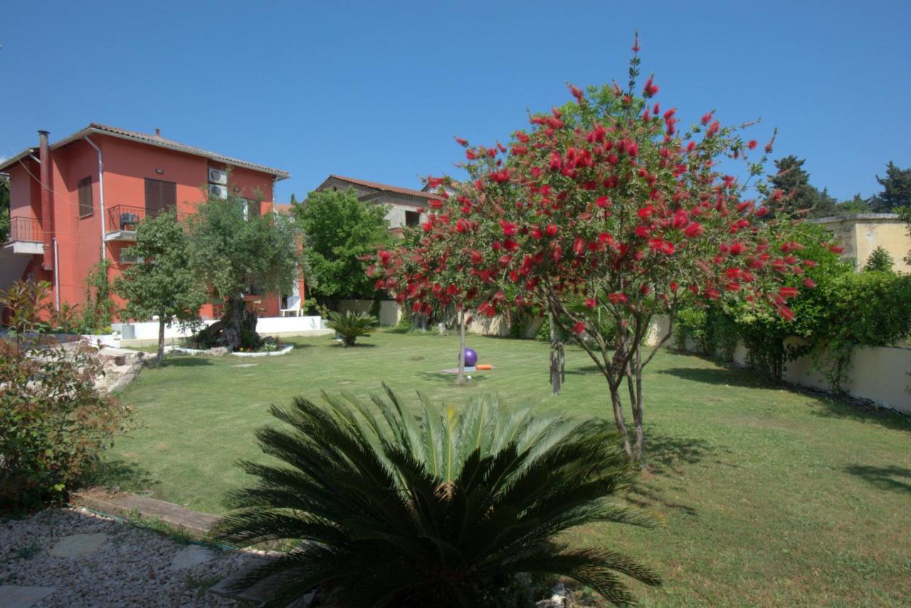 Ilias Apartments Ypsos Exteriér fotografie