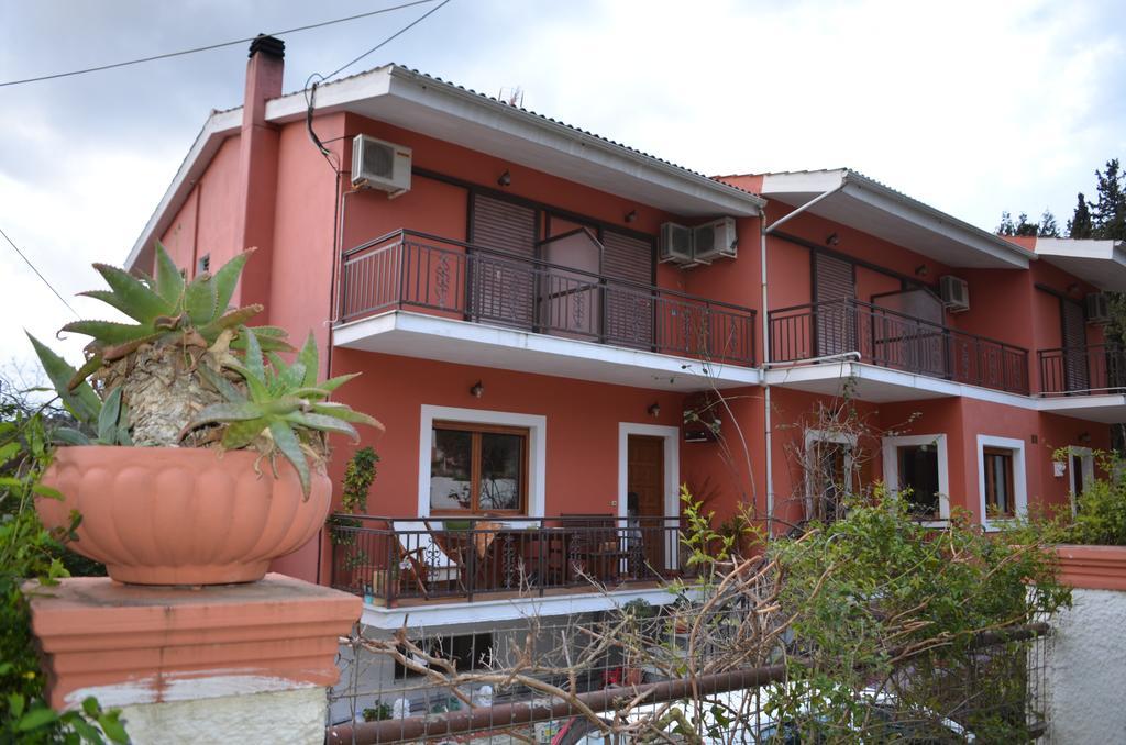 Ilias Apartments Ypsos Exteriér fotografie